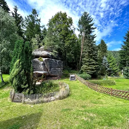 Waldferienhaus Dunja Mit Sauna- Whirlpool- Direkt Am Waldrand- Kletterfelsen By Interhome Ferienhaus *