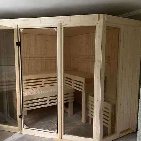 Waldferienhaus Dunja Mit Sauna- Whirlpool- Direkt Am Waldrand- Kletterfelsen By Interhome