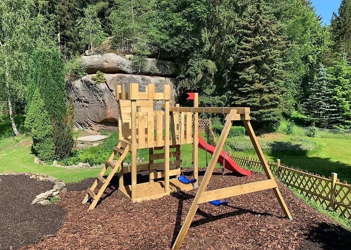 Waldferienhaus Dunja Mit Sauna- Whirlpool- Direkt Am Waldrand- Kletterfelsen By Interhome