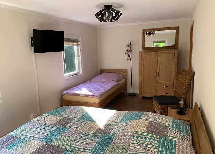 Waldferienhaus Dunja Mit Sauna- Whirlpool- Direkt Am Waldrand- Kletterfelsen By Interhome *